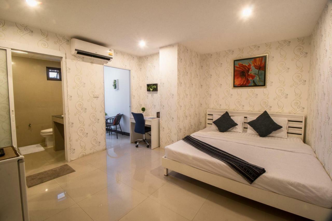 Hotel Sn Court à Chiang Mai Extérieur photo