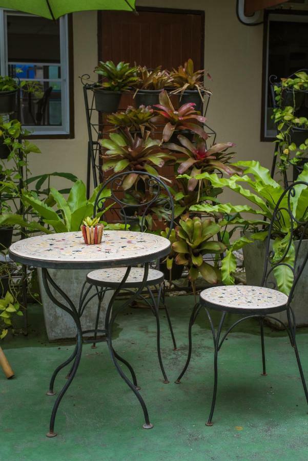 Hotel Sn Court à Chiang Mai Extérieur photo