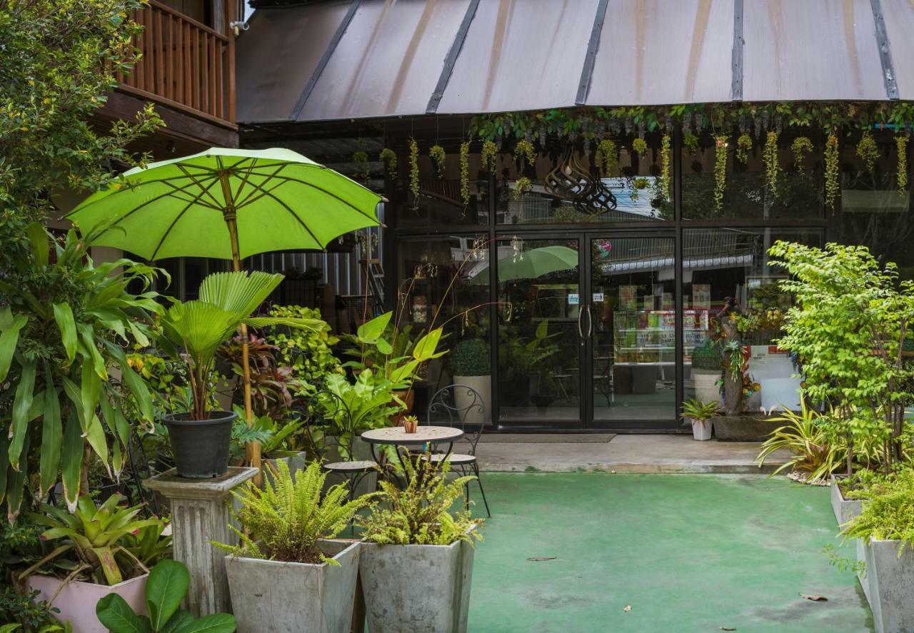 Hotel Sn Court à Chiang Mai Extérieur photo