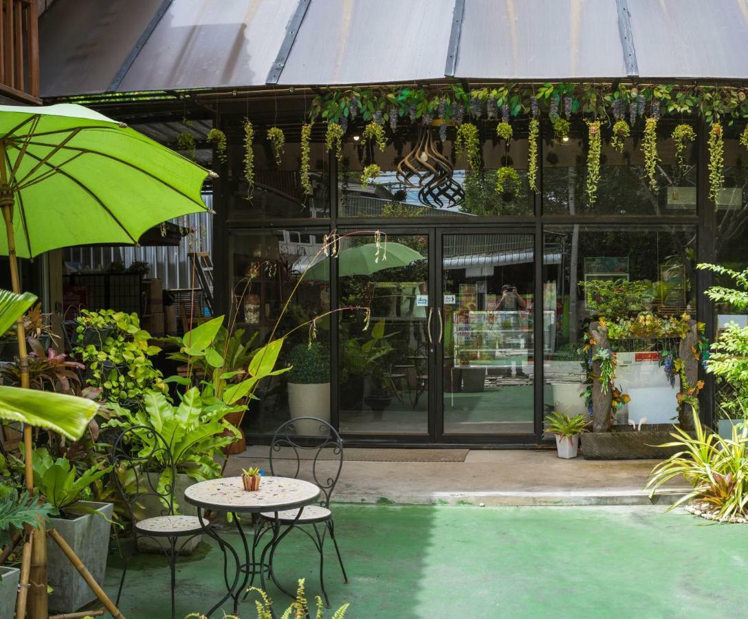 Hotel Sn Court à Chiang Mai Extérieur photo