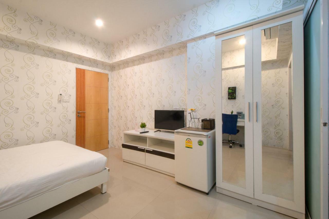 Hotel Sn Court à Chiang Mai Extérieur photo